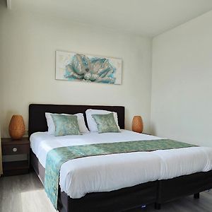 Cn-Hotel